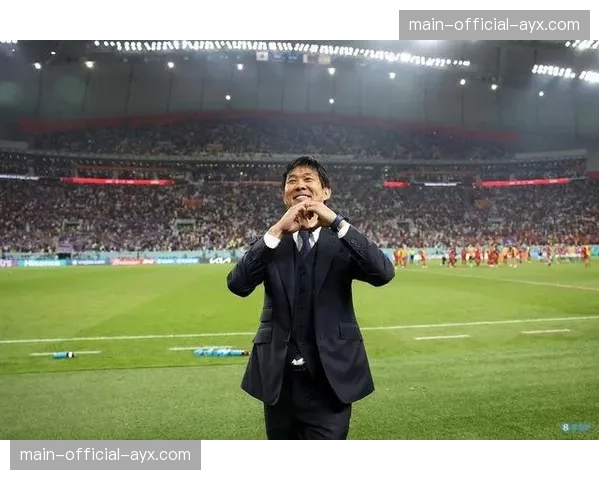 山猫对阵神秘人首节12-21落后，阿莫尔三分开局